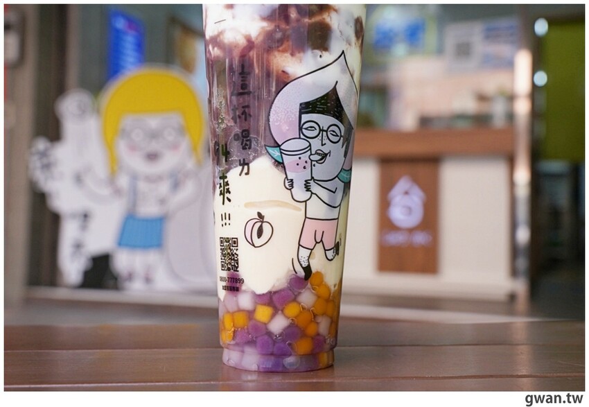 咀嚼控快筆記～層層配料超滿足,這杯根本配料吃到飽！