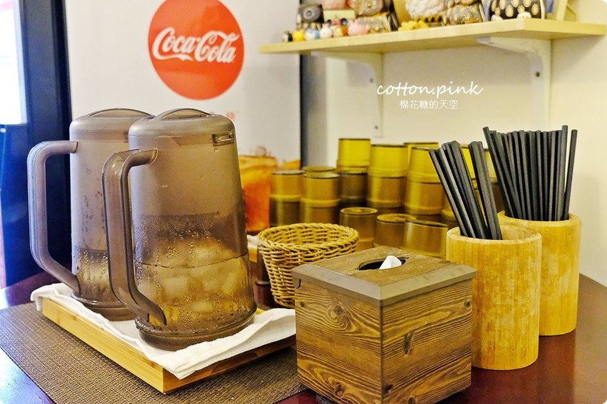 台中柳川最強-火曜二代目拉麵,滿滿叉燒入口即化,大推日式叉燒飯吃過就回不去了……中午也有開喔! 台中柳川最強-火曜二代目拉麵,滿滿叉燒入口即化,大推日式叉燒飯吃過就回不去了……中午也有開喔!