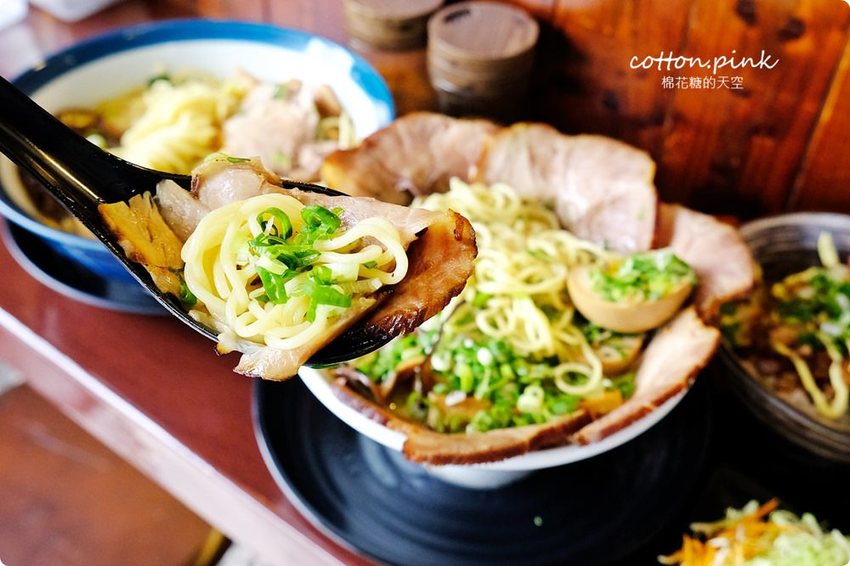 台中柳川最強-火曜二代目拉麵,滿滿叉燒入口即化,大推日式叉燒飯吃過就回不去了……中午也有開喔! 台中柳川最強-火曜二代目拉麵,滿滿叉燒入口即化,大推日式叉燒飯吃過就回不去了……中午也有開喔!