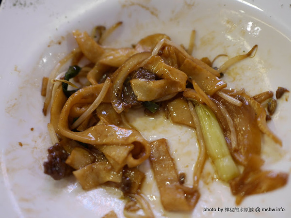 帥鍋冰室港式懷舊茶餐廳：【食記】台中帥鍋冰室港式懷舊茶餐廳 Handsome Drink@西屯捷運BRT澄清醫院 : 從高潮的咖哩轉化為地道的港式料理,份量多些會更美好!