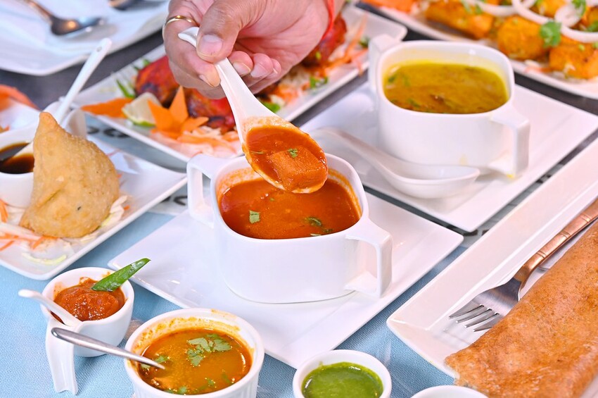 台中正宗印度主廚料理百種家鄉味 繽紛香料咖哩烤餅連台灣人也推薦/斯里印度餐廳