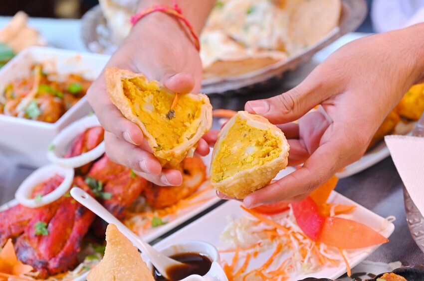 台中正宗印度主廚料理百種家鄉味 繽紛香料咖哩烤餅連台灣人也推薦/斯里印度餐廳