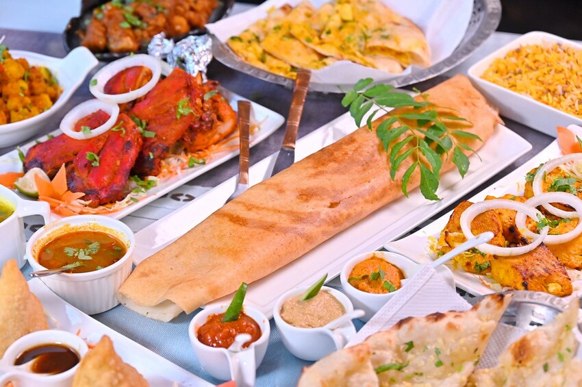 台中正宗印度主廚料理百種家鄉味 繽紛香料咖哩烤餅連台灣人也推薦/斯里印度餐廳