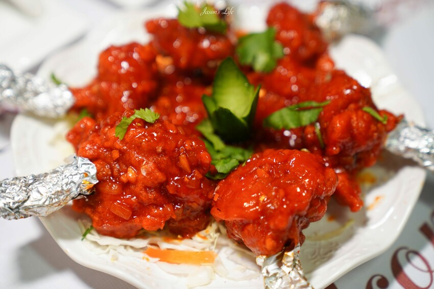 【台中西區｜美食】斯里印度餐廳。印度料理推薦，正宗印度人經營，多樣餐點香味十足，烤餅好香好吃