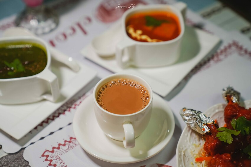 【台中西區｜美食】斯里印度餐廳。印度料理推薦，正宗印度人經營，多樣餐點香味十足，烤餅好香好吃