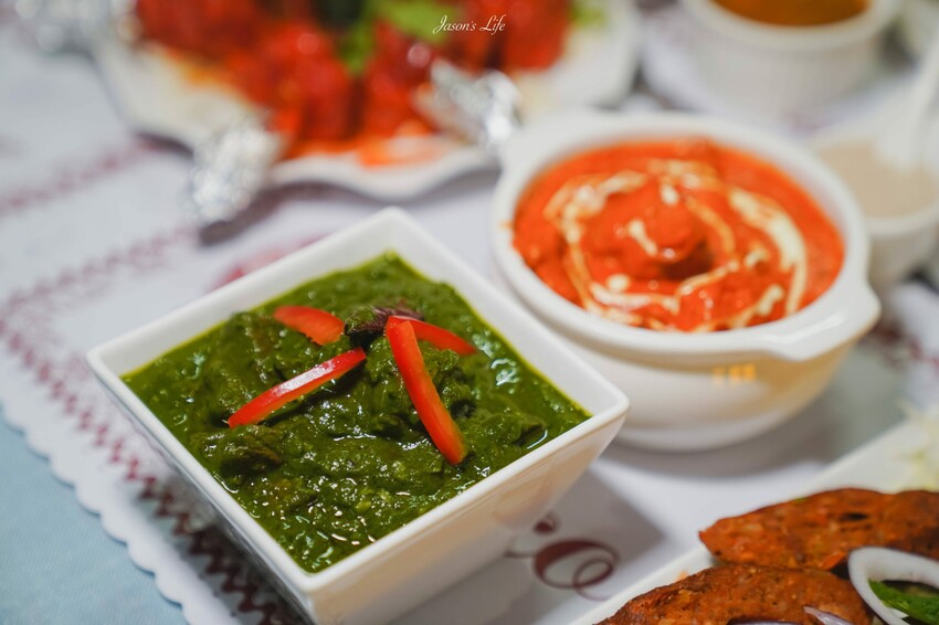 【台中西區｜美食】斯里印度餐廳。印度料理推薦，正宗印度人經營，多樣餐點香味十足，烤餅好香好吃