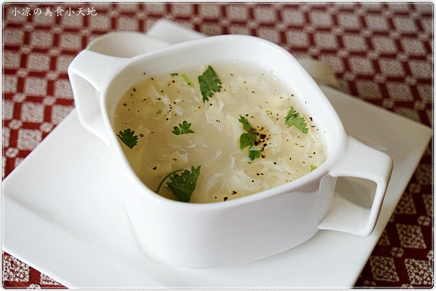 台中公益路美食║斯里頂級印度餐廳藏匿美食戰區內， 高達百道正統印度料理、香味四溢任你挑(葷素皆有) - 小凉的美食小天地