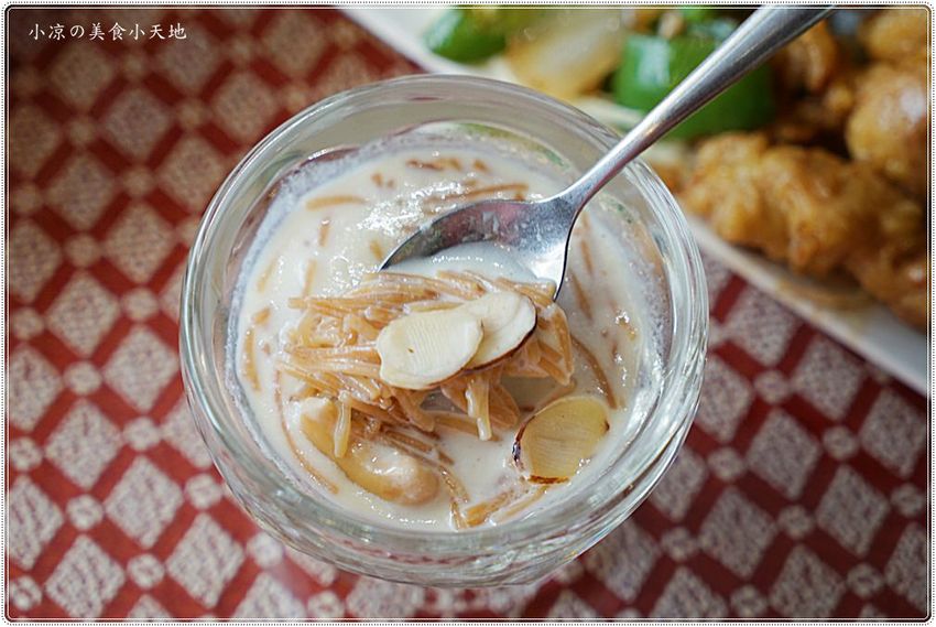 台中公益路美食║斯里頂級印度餐廳藏匿美食戰區內， 高達百道正統印度料理、香味四溢任你挑(葷素皆有) - 小凉的美食小天地