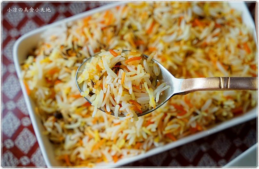 台中公益路美食║斯里頂級印度餐廳藏匿美食戰區內， 高達百道正統印度料理、香味四溢任你挑(葷素皆有) - 小凉的美食小天地