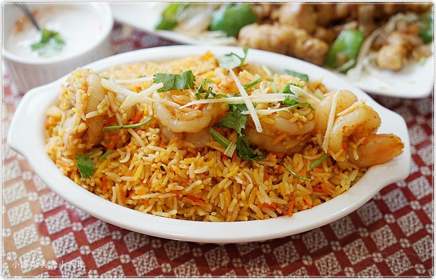 台中公益路美食║斯里頂級印度餐廳藏匿美食戰區內， 高達百道正統印度料理、香味四溢任你挑(葷素皆有) - 小凉的美食小天地