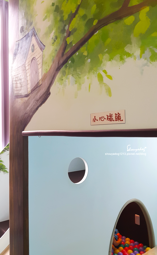 傑克堡親子民宿：【親子旅館】溜滑梯X球池 孩子們的瘋狂天堂  傑克堡 近花園夜市的台南北區住宿