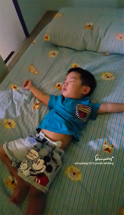 傑克堡親子民宿：【親子旅館】溜滑梯X球池 孩子們的瘋狂天堂  傑克堡 近花園夜市的台南北區住宿