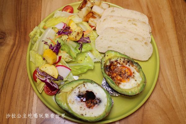 Naked Deli loves Sandwich 三明治實驗室：內湖早午餐『Naked Deli loves Sandwich 三明治實驗室』現榨果汁/咖啡/捷運西湖站