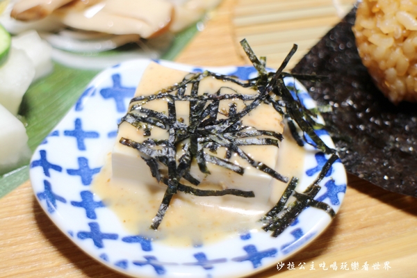 御台所日式輕食早午餐:板橋日式輕食『御台所』朝食/丼飯/鍋物/三隻小豬一次吃到多種口味超大份量