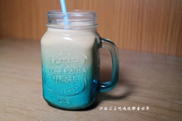 御台所日式輕食早午餐:板橋日式輕食『御台所』朝食/丼飯/鍋物/三隻小豬一次吃到多種口味超大份量