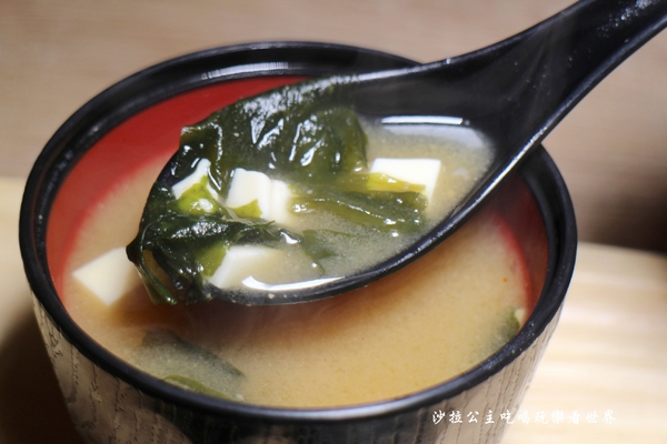 御台所日式輕食早午餐:板橋日式輕食『御台所』朝食/丼飯/鍋物/三隻小豬一次吃到多種口味超大份量