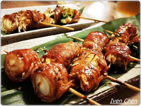 御台所：《板橋喝到飽居酒屋/一魚二吃》下班後與好友小酌微醺在『御台所』\燒烤\現流魚鮮\宵夜