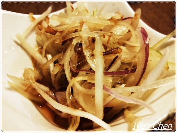 御台所：《板橋喝到飽居酒屋/一魚二吃》下班後與好友小酌微醺在『御台所』\燒烤\現流魚鮮\宵夜