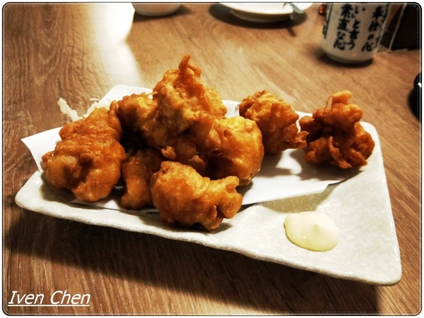 御台所：《板橋喝到飽居酒屋/一魚二吃》下班後與好友小酌微醺在『御台所』\燒烤\現流魚鮮\宵夜