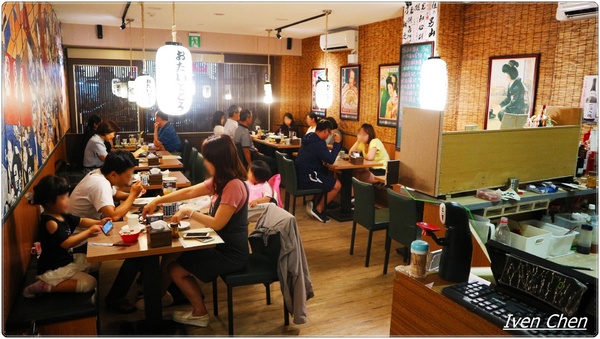 御台所：《板橋喝到飽居酒屋/一魚二吃》下班後與好友小酌微醺在『御台所』\燒烤\現流魚鮮\宵夜