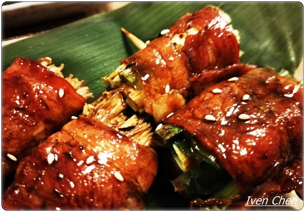 御台所：《板橋喝到飽居酒屋/一魚二吃》下班後與好友小酌微醺在『御台所』\燒烤\現流魚鮮\宵夜