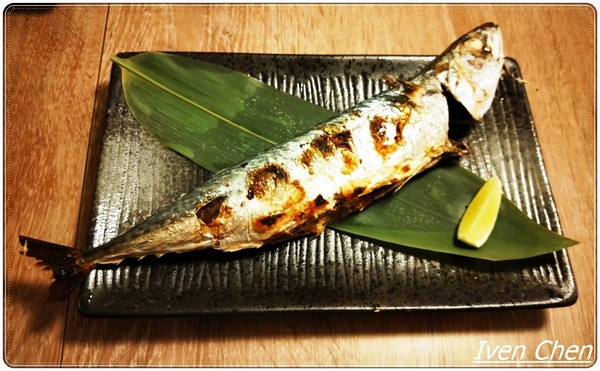 御台所：《板橋喝到飽居酒屋/一魚二吃》下班後與好友小酌微醺在『御台所』\燒烤\現流魚鮮\宵夜