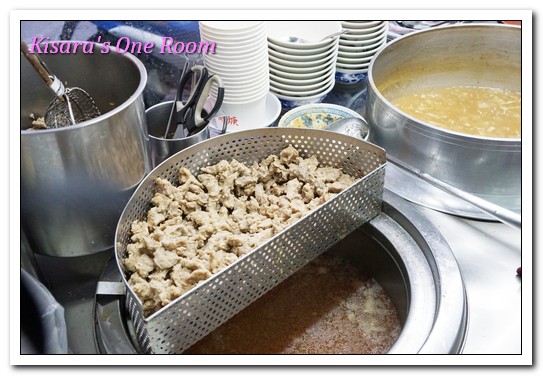 三重現做赤肉焿(三重力行店)：新北三重小吃．好呷滷肉飯配肉焿，最吸引人的銅板小吃──三重現做赤肉焿