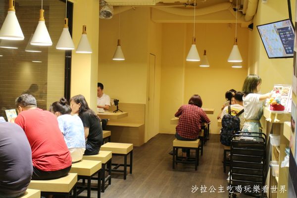 瑞記海南雞飯 Ruikee Hainanese Chicken Rice:信義區人氣美食『瑞記海南雞飯 Ruikee Hainanese Chicken Rice』煲湯\捷運市政府站