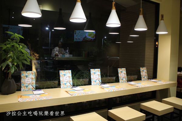 瑞記海南雞飯 Ruikee Hainanese Chicken Rice:信義區人氣美食『瑞記海南雞飯 Ruikee Hainanese Chicken Rice』煲湯\捷運市政府站