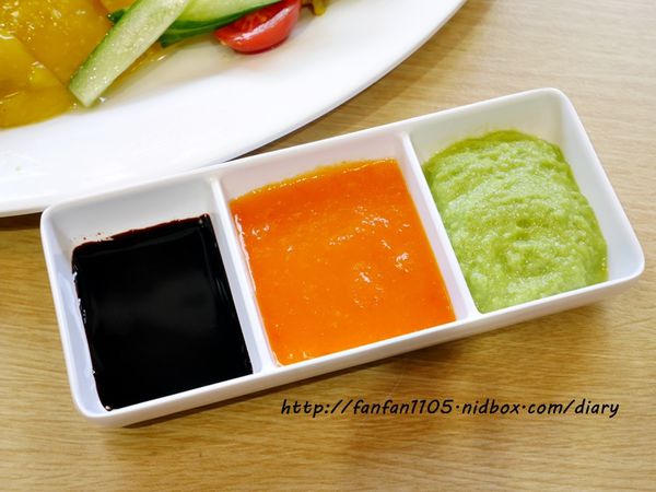 瑞記海南雞飯 Ruikee Hainanese Chicken Rice 黃澄澄的海南雞 香嫩誘人 回味無窮 愛評體驗團 (12).JPG