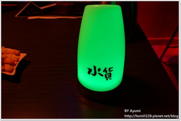 水貨-中和店：[食記]烤魚+麻辣鍋=一爐兩吃～炭火烤魚初體驗就在水貨-中和店