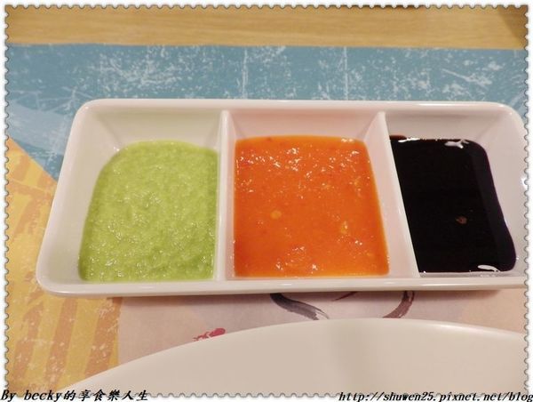 <內湖|美食>海南雞/海南雞飯/永吉路美食/肉骨茶/喇沙湯面/信義區好吃的/市政府捷運站/內湖/瑞記海南雞飯