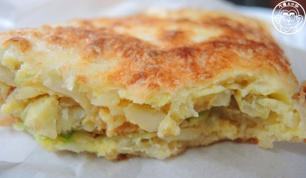 脆皮蔬菜蛋餅:呷飽祙【新北三重・脆皮蔬菜蛋餅】小吃蛋餅新口感