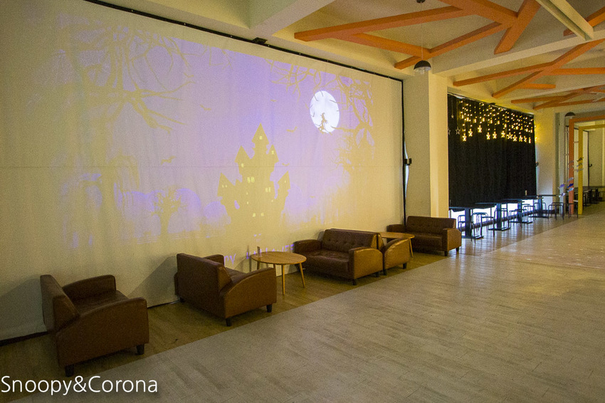 【宜蘭景點】五結親子景點|鬥陣來七桃科技體驗館~AR、VR互動體驗,手機撈魚、雷射神偷、電頭毛做造型,雨天備案來這裡