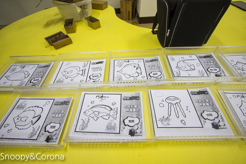 【宜蘭景點】五結親子景點|鬥陣來七桃科技體驗館~AR、VR互動體驗,手機撈魚、雷射神偷、電頭毛做造型,雨天備案來這裡