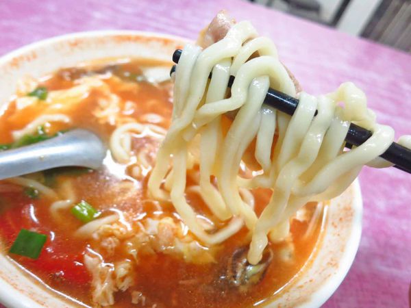 【新莊美食】天香麵食館-酸酸甜甜的美味番茄麵