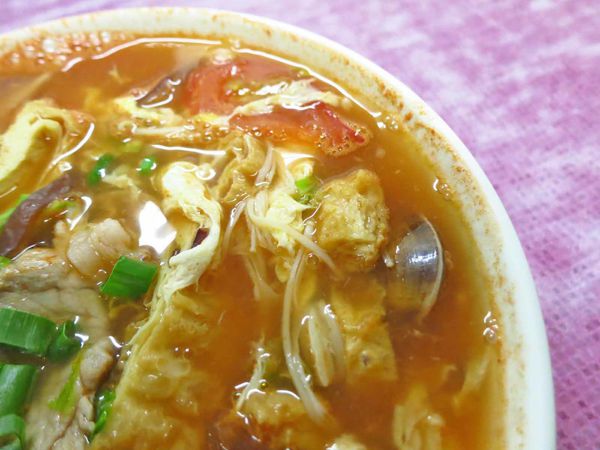 【新莊美食】天香麵食館-酸酸甜甜的美味番茄麵