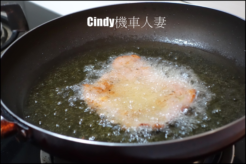 四 排骨下鍋 3.JPG