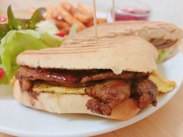 捷運中山國中站✿徒步3分-小時光✿食尚玩家推薦 ! 摩天輪炸物吃飽飽超吸睛~