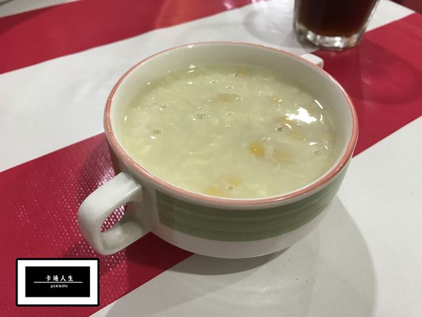 義心平價義大利麵:【高雄/食﹡前鎮】愛店分享!通通八十元的平價美味.義心平價義大利麵