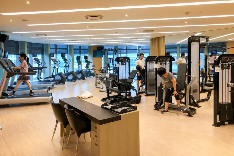 福容大飯店桃園機場捷運A8。搭機住一晚首選福容!健身房、美人