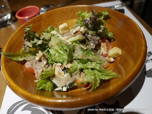 ARENA 遊戲主題餐廳:【食記】台中ARENA遊戲主題餐廳-華人德州樸克俱樂部台中辦事處 Chinese texas hold'em poker club@西區萬壽棒球場&文心森林公園 : 德州樸克,從來都不是一個人的遊戲