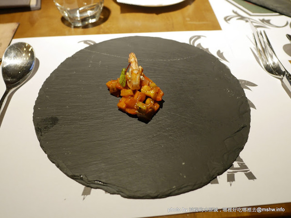 ARENA 遊戲主題餐廳:【食記】台中ARENA遊戲主題餐廳-華人德州樸克俱樂部台中辦事處 Chinese texas hold'em poker club@西區萬壽棒球場&文心森林公園 : 德州樸克,從來都不是一個人的遊戲