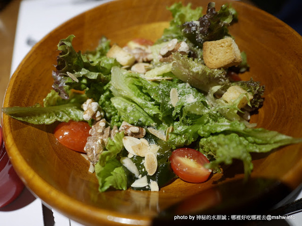 ARENA 遊戲主題餐廳:【食記】台中ARENA遊戲主題餐廳-華人德州樸克俱樂部台中辦事處 Chinese texas hold'em poker club@西區萬壽棒球場&文心森林公園 : 德州樸克,從來都不是一個人的遊戲