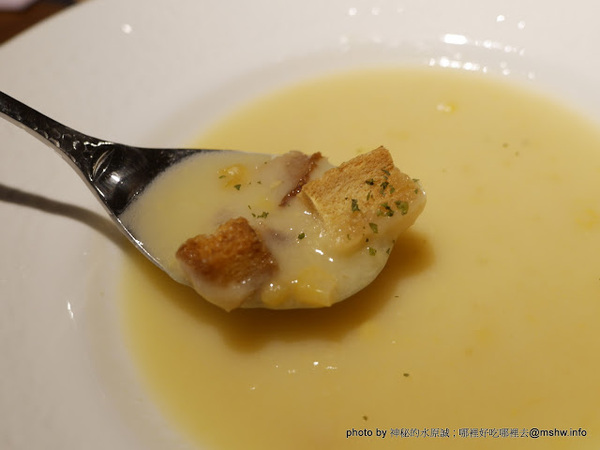 ARENA 遊戲主題餐廳:【食記】台中ARENA遊戲主題餐廳-華人德州樸克俱樂部台中辦事處 Chinese texas hold'em poker club@西區萬壽棒球場&文心森林公園 : 德州樸克,從來都不是一個人的遊戲