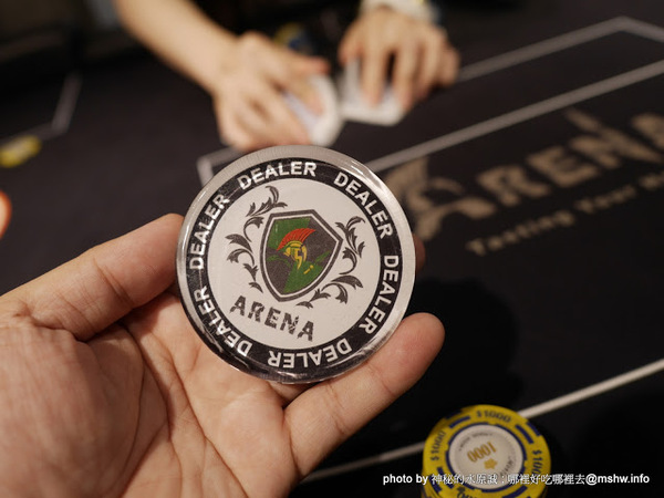 ARENA 遊戲主題餐廳:【食記】台中ARENA遊戲主題餐廳-華人德州樸克俱樂部台中辦事處 Chinese texas hold'em poker club@西區萬壽棒球場&文心森林公園 : 德州樸克,從來都不是一個人的遊戲