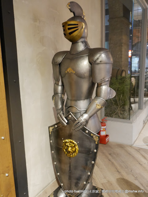 ARENA 遊戲主題餐廳:【食記】台中ARENA遊戲主題餐廳-華人德州樸克俱樂部台中辦事處 Chinese texas hold'em poker club@西區萬壽棒球場&文心森林公園 : 德州樸克,從來都不是一個人的遊戲