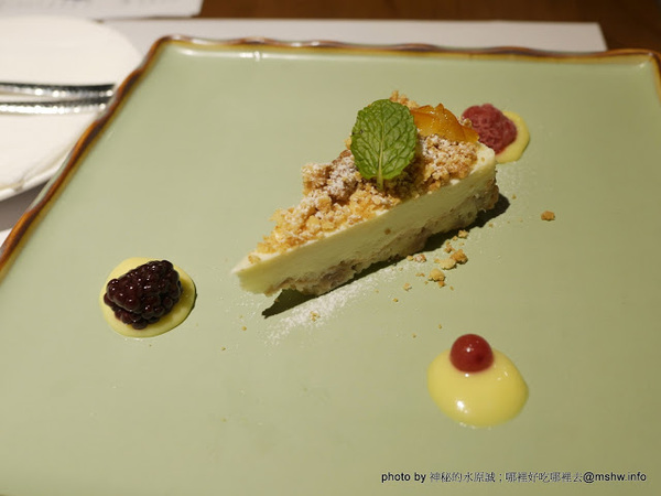 ARENA 遊戲主題餐廳:【食記】台中ARENA遊戲主題餐廳-華人德州樸克俱樂部台中辦事處 Chinese texas hold'em poker club@西區萬壽棒球場&文心森林公園 : 德州樸克,從來都不是一個人的遊戲