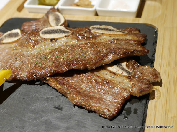 ARENA 遊戲主題餐廳:【食記】台中ARENA遊戲主題餐廳-華人德州樸克俱樂部台中辦事處 Chinese texas hold'em poker club@西區萬壽棒球場&文心森林公園 : 德州樸克,從來都不是一個人的遊戲