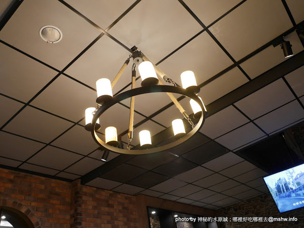 ARENA 遊戲主題餐廳:【食記】台中ARENA遊戲主題餐廳-華人德州樸克俱樂部台中辦事處 Chinese texas hold'em poker club@西區萬壽棒球場&文心森林公園 : 德州樸克,從來都不是一個人的遊戲